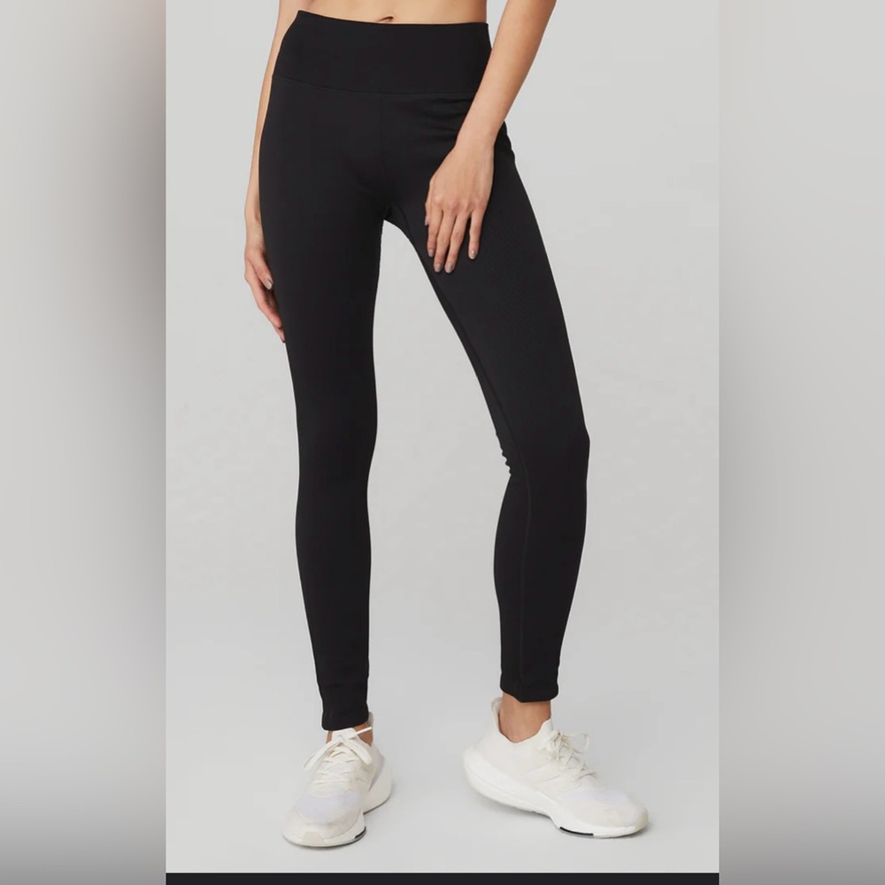 Alo High-Waist Legging Black Medium

Alosoft